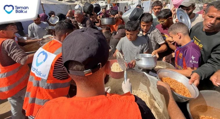 Makanan Hangat Kamp Al-Quds Gaza Selatan