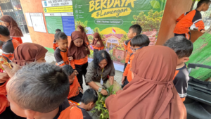 Sekolah Berdaya dan Perlengkapan Sekolah Anak Bangsa